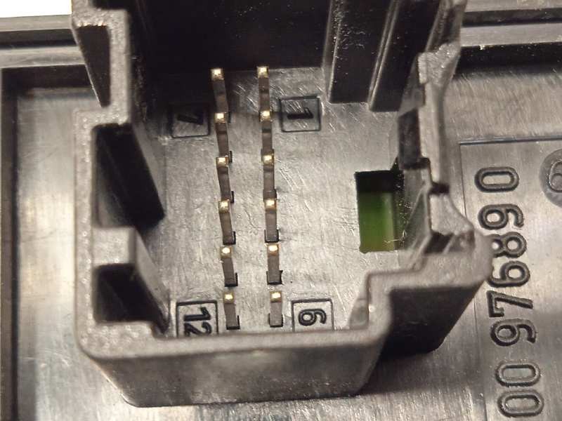 Recambio de interruptor para land rover evoque pure referencia OEM IAM BJ3211654BB  LR025943