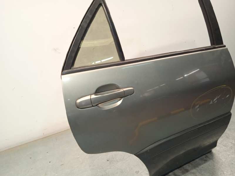 Recambio de puerta trasera derecha para lexus rx300 (mcu15) 3.0 v6 24v cat referencia OEM IAM 6700348022  