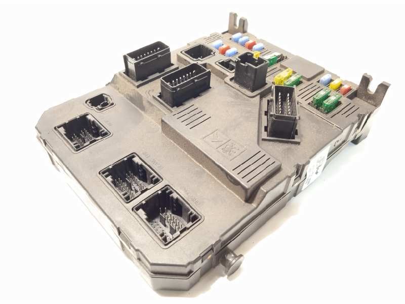 Recambio de caja reles / fusibles para peugeot 407 sw st confort referencia OEM IAM 9655708480  S120104600L
