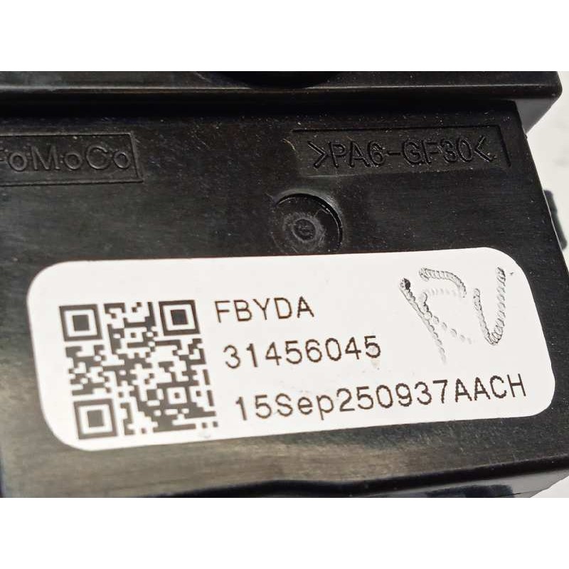 Recambio de mando luces para volvo v60 kombi cross country momentum referencia OEM IAM 31456045  