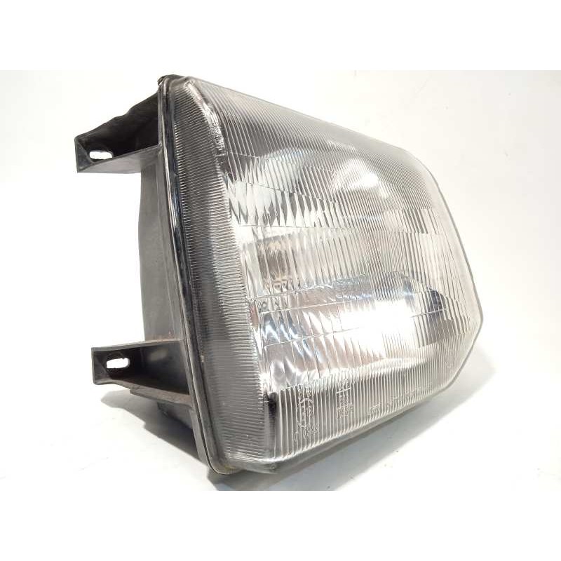 Recambio de faro izquierdo para mitsubishi montero (v20/v40) 2.8 turbodiesel referencia OEM IAM MB831068  