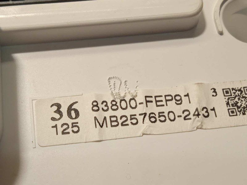 Recambio de cuadro instrumentos para toyota corolla (e21) referencia OEM IAM 83800FEP91  MB2576502431