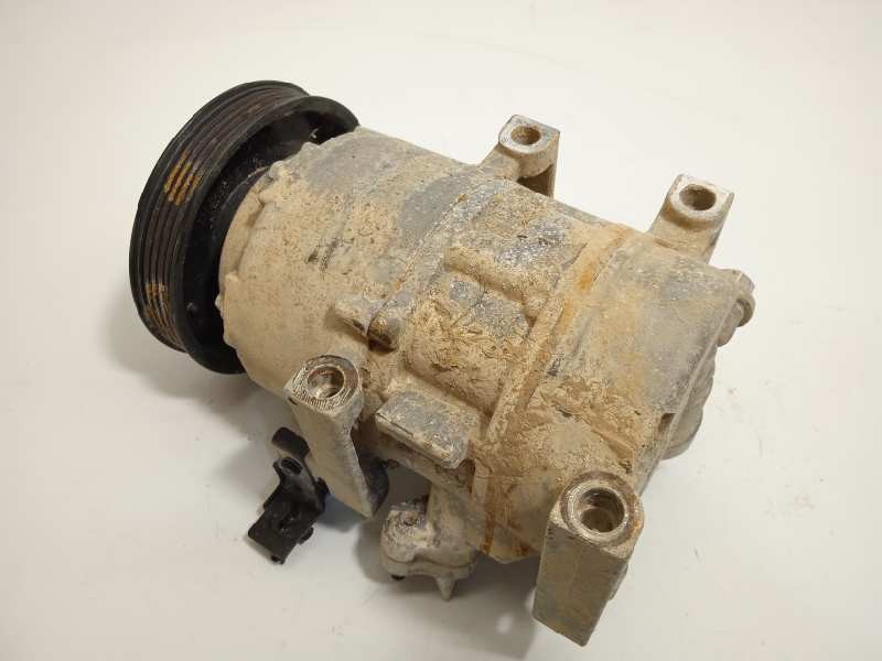 Recambio de compresor aire acondicionado para hyundai tucson 1.7 crdi cat referencia OEM IAM 97701D7100  VS16E