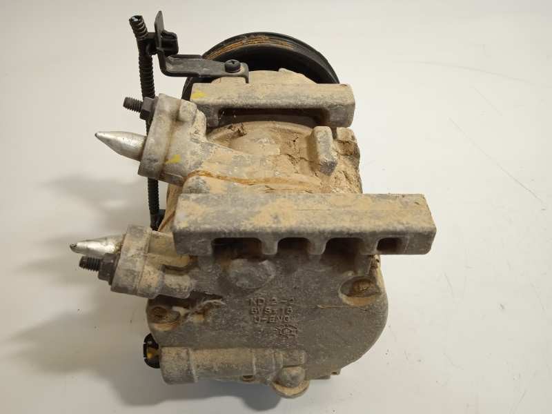 Recambio de compresor aire acondicionado para hyundai tucson 1.7 crdi cat referencia OEM IAM 97701D7100  VS16E