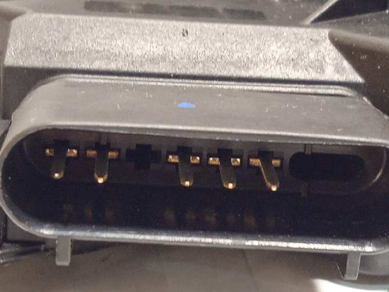 Recambio de cerradura puerta delantera izquierda para ford focus turn. (cb8) trend referencia OEM IAM BM5AA21813AC  