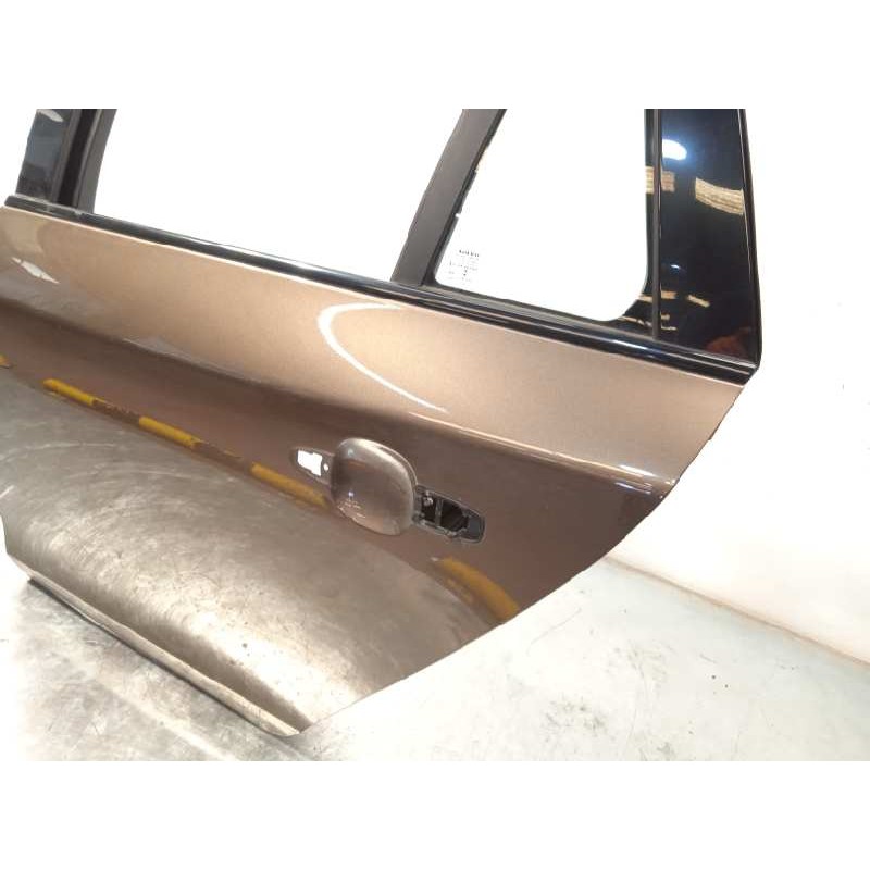 Recambio de puerta trasera izquierda para volvo v60 kombi cross country momentum referencia OEM IAM 32228972  