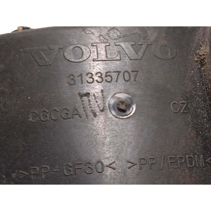 Recambio de tapa exterior combustible para volvo v60 kombi cross country momentum referencia OEM IAM 31335707  