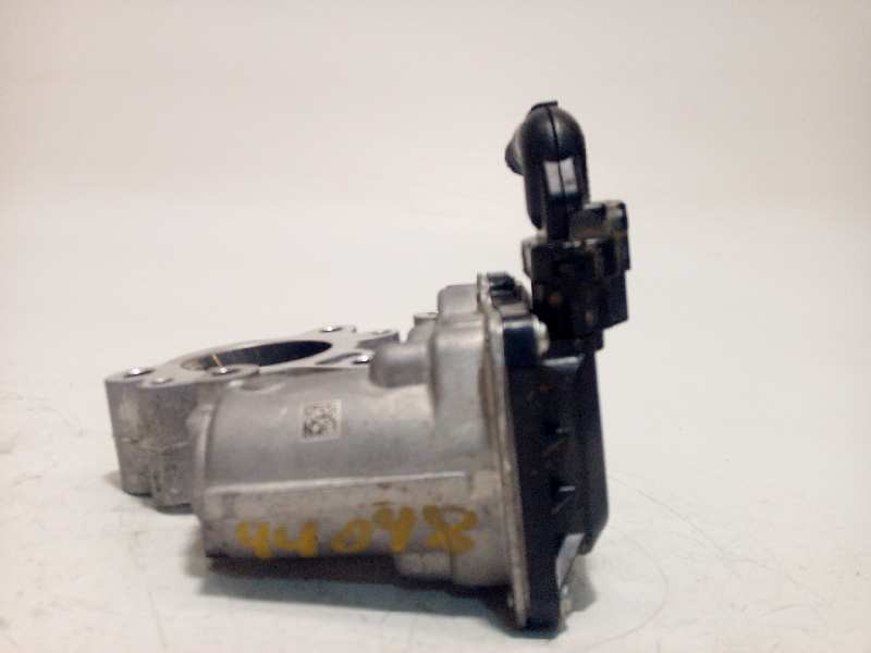 Recambio de valvula egr para renault kadjar 1.5 blue dci diesel fap referencia OEM IAM 147100361R  