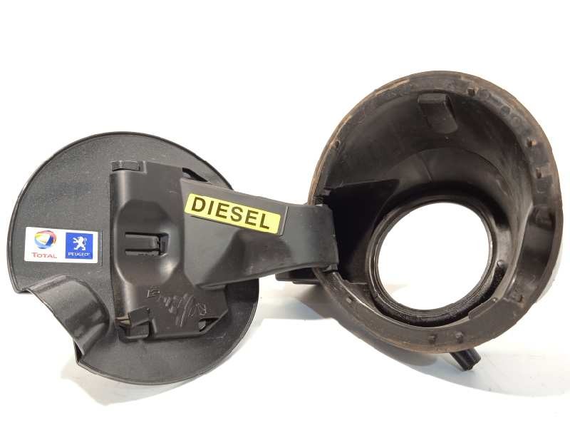 Recambio de tapa exterior combustible para peugeot 5008 premium referencia OEM IAM 9684078380 1517H6 1518E7