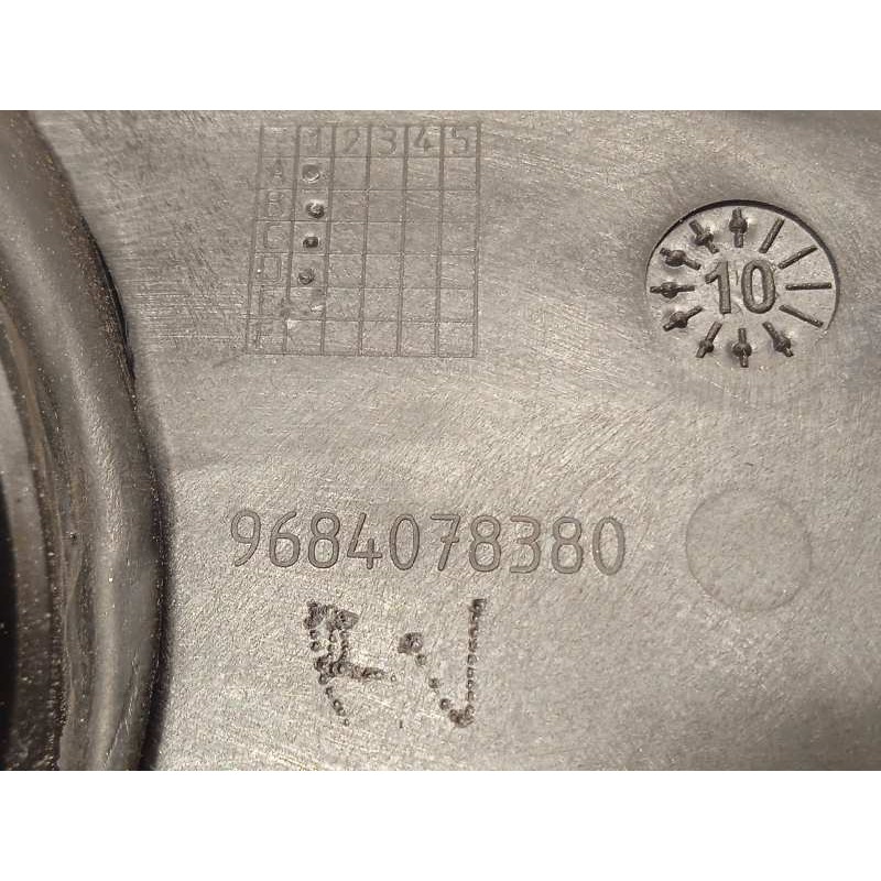 Recambio de tapa exterior combustible para peugeot 5008 premium referencia OEM IAM 9684078380 1517H6 1518E7