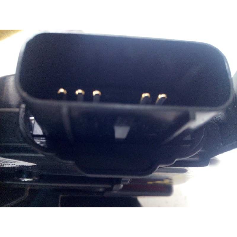 Recambio de cerradura puerta delantera izquierda para kia rio (yb) 1.2 cat referencia OEM IAM 81310H8040IEB  81310H8040