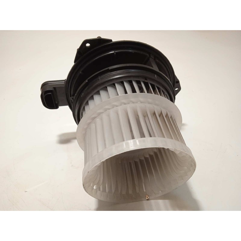 Recambio de motor calefaccion para toyota corolla (e21) referencia OEM IAM 87103F4020  