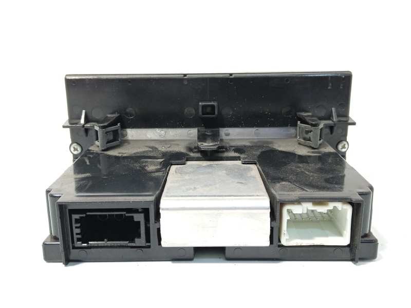 Recambio de pantalla multifuncion para volvo c30 2.0 d kinetic referencia OEM IAM 30797719  