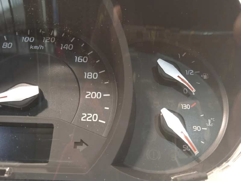 Recambio de cuadro instrumentos para kia rio drive referencia OEM IAM 940231W810  