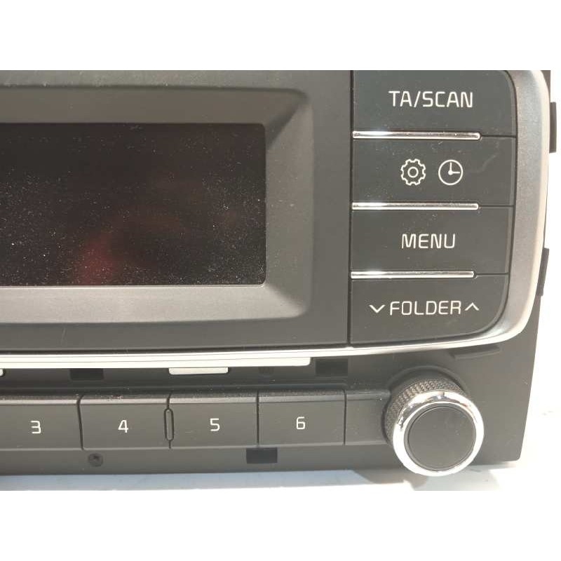 Recambio de sistema audio / radio cd para kia rio drive referencia OEM IAM 961701W770CA  