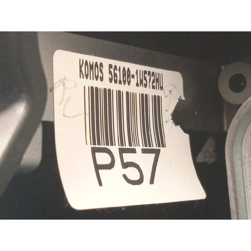 Recambio de volante para kia rio drive referencia OEM IAM 561001W572HU  1W572HU