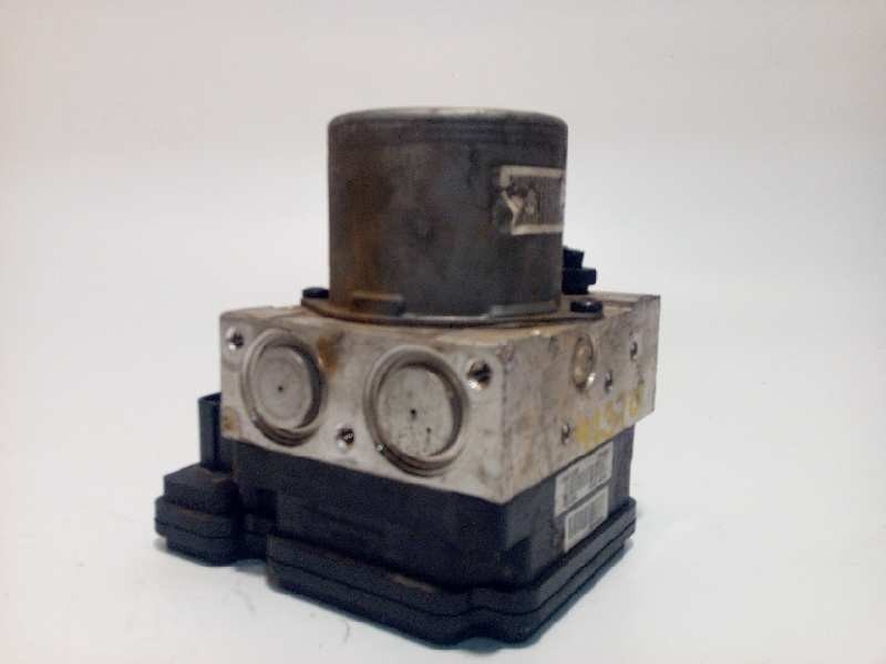 Recambio de abs para hyundai i30 (gd) style referencia OEM IAM 58920A6210 6158945200 A658920500