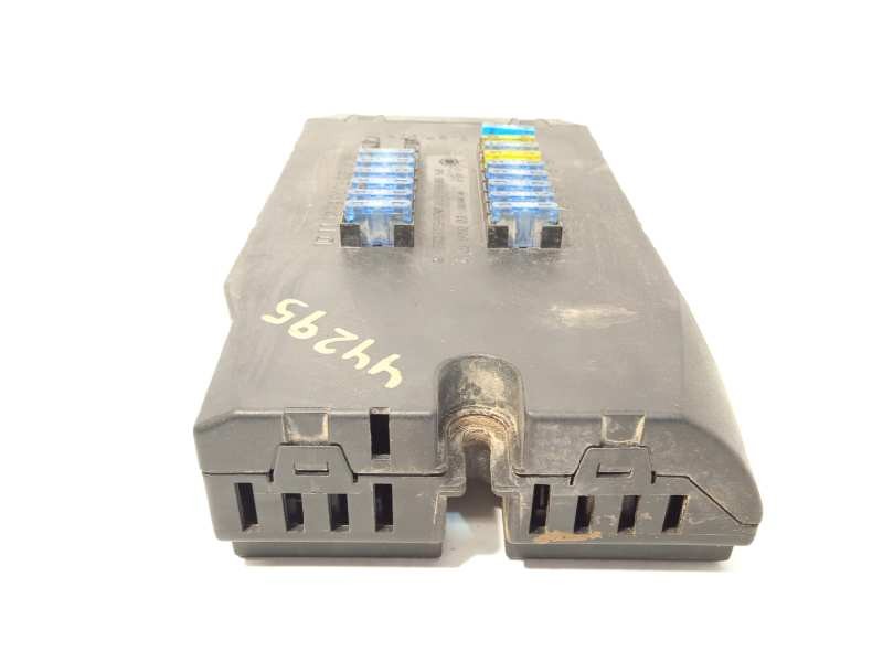 Recambio de caja reles / fusibles para mercedes-benz vito (w638) combi 108 d  (638.164) referencia OEM IAM A0005400650  