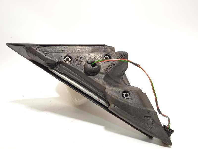 Recambio de retrovisor derecho para bmw serie 3 berlina (e46) 320d referencia OEM IAM 51168245128  8245128