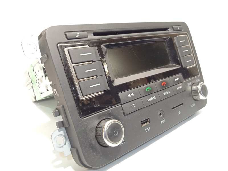Recambio de sistema audio / radio cd para volkswagen polo (6r1) advance referencia OEM IAM 6Q0051228C  