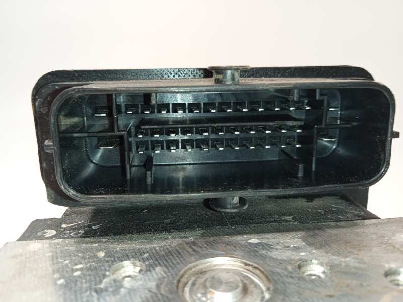 Recambio de abs para kia cee´d 1.6 crdi cat referencia OEM IAM 58920A2230 6158945200 A258920800