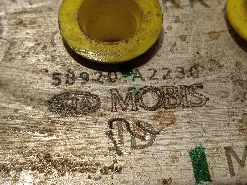 Recambio de abs para kia cee´d 1.6 crdi cat referencia OEM IAM 58920A2230 6158945200 A258920800