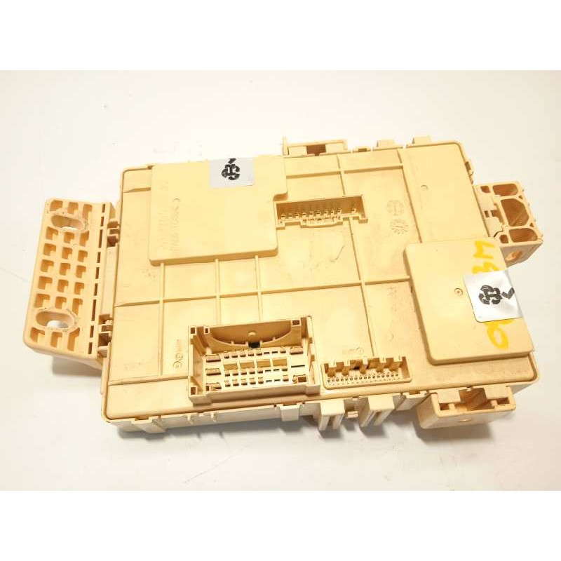 Recambio de caja reles / fusibles para kia cee´d 1.6 crdi cat referencia OEM IAM 91950A2130  