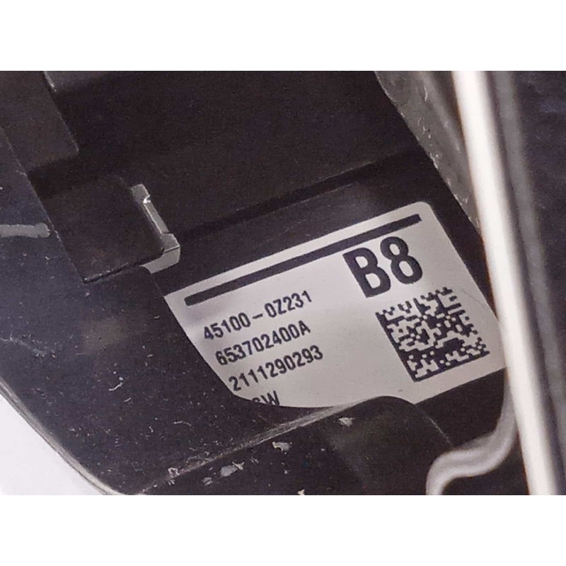 Recambio de volante para toyota corolla (e21) referencia OEM IAM 451000Z231  4510202820C1