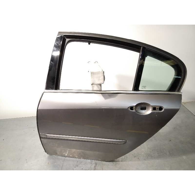 Recambio de puerta trasera izquierda para renault laguna iii 2.0 dci diesel fap referencia OEM IAM 821010023R  