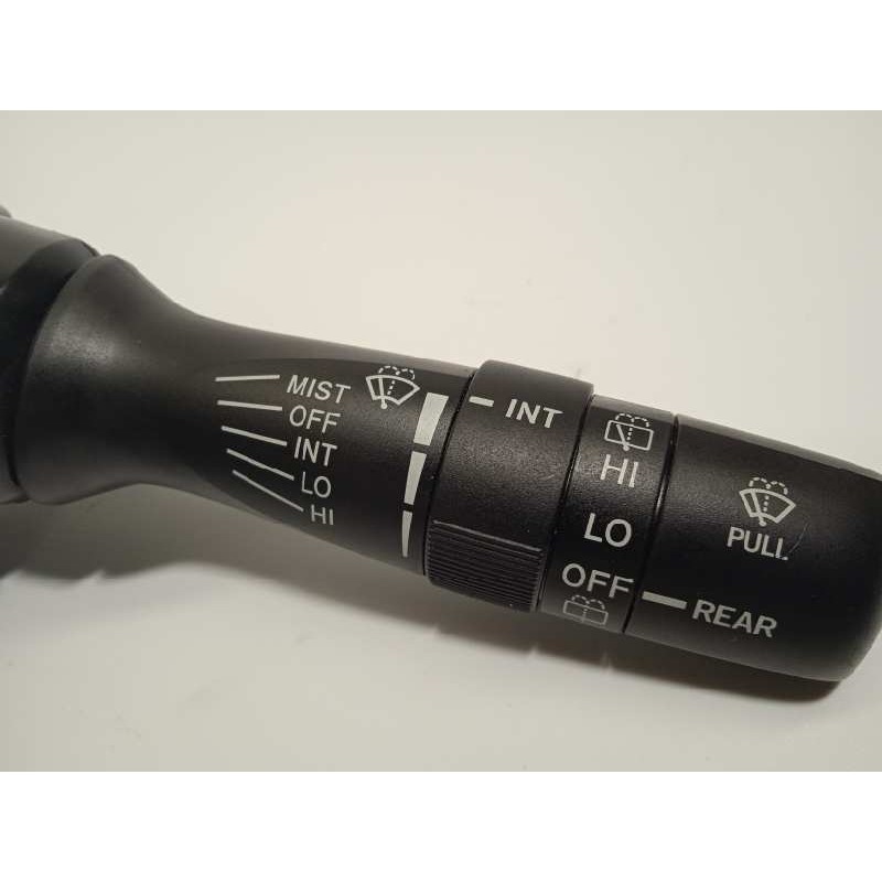 Recambio de mando limpia para toyota auris luna+ referencia OEM IAM 0241017F243  8465202410