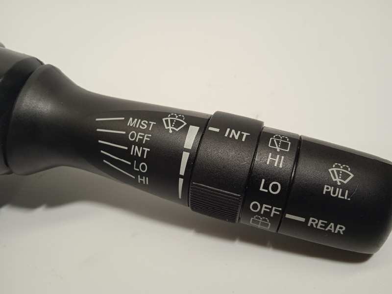 Recambio de mando limpia para toyota auris luna+ referencia OEM IAM 0241017F243  8465202410