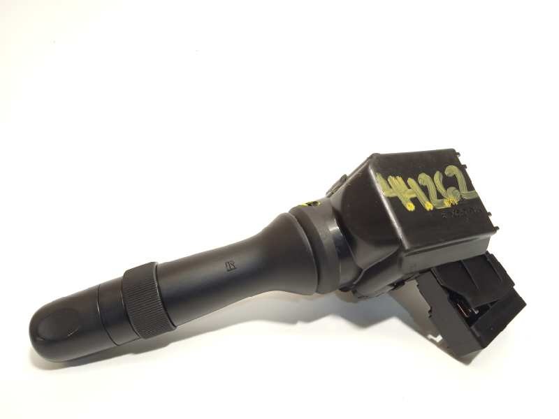 Recambio de mando limpia para toyota auris luna+ referencia OEM IAM 0241017F243  8465202410