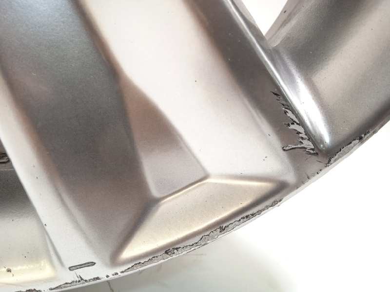 Recambio de llanta para subaru legacy berl. b13 (bl) 2.5 se referencia OEM IAM 28111AG131  