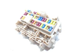 Recambio de caja reles / fusibles para renault kadjar 1.2 tce energy referencia OEM IAM 243808901R   2