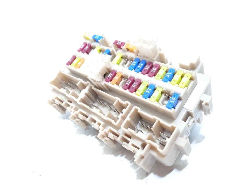 Recambio de caja reles / fusibles para renault kadjar 1.2 tce energy referencia OEM IAM 243808901R  