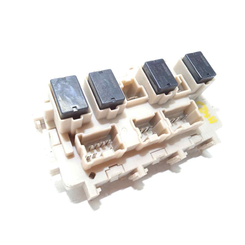 Recambio de caja reles / fusibles para renault kadjar 1.2 tce energy referencia OEM IAM 243808901R  