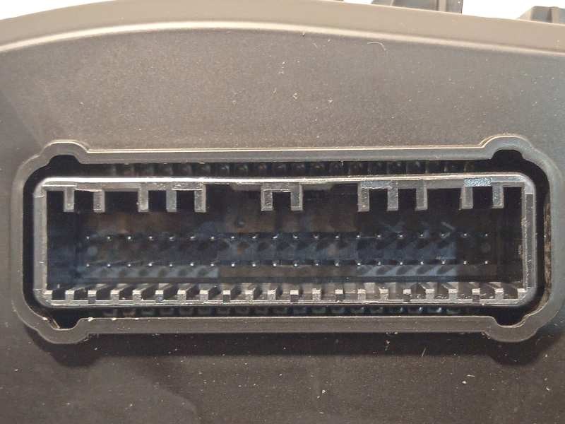 Recambio de cuadro instrumentos para hyundai kona 1.0 tgdi cat referencia OEM IAM 94013J9670  