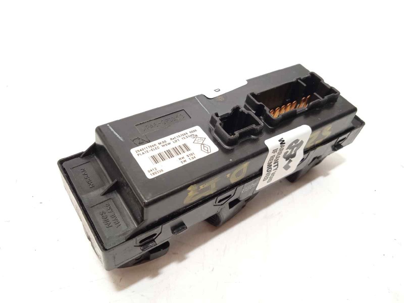 Recambio de mando elevalunas delantero izquierdo para renault kadjar 1.2 tce energy referencia OEM IAM 254011766R  