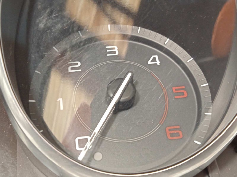 Recambio de cuadro instrumentos para jaguar xe 2.0 diesel cat referencia OEM IAM GX7310849EF  