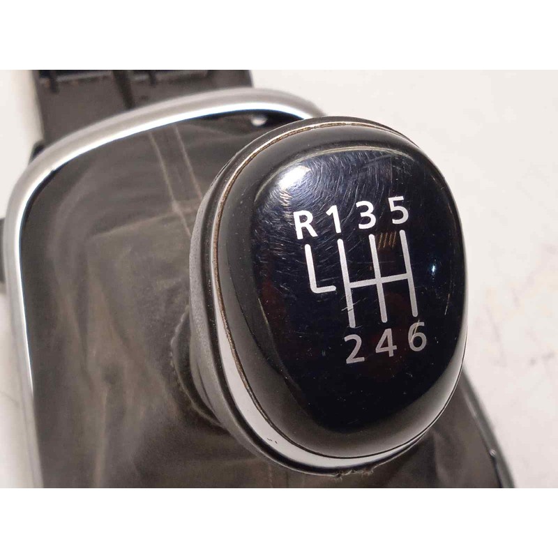 Recambio de palanca cambio para renault kadjar 1.2 tce energy referencia OEM IAM 341042886R  