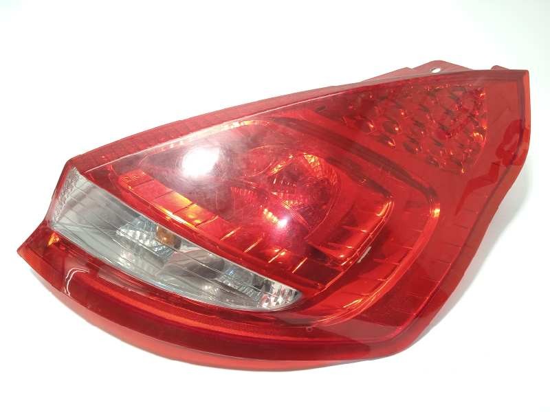 Recambio de piloto trasero derecho para ford fiesta (cb1) 1.6 tdci cat referencia OEM IAM 1709552  