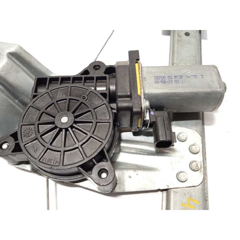 Recambio de elevalunas delantero derecho para dacia sandero 1.5 dci diesel fap cat referencia OEM IAM 807209299R  