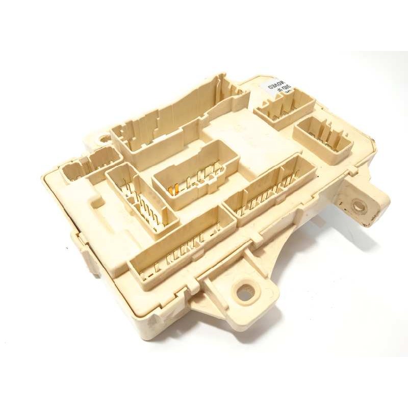 Recambio de caja reles / fusibles para kia cee´d sporty wagon active referencia OEM IAM 919501H510  