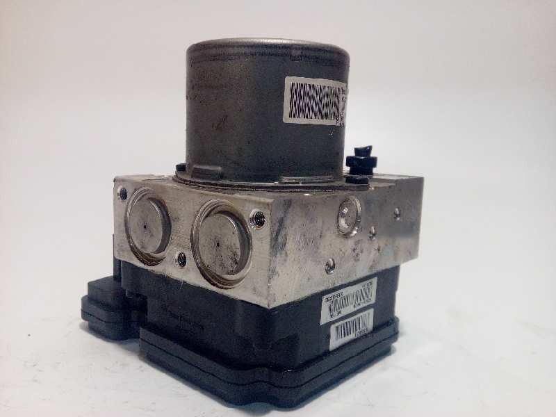 Recambio de abs para kia cee´d drive referencia OEM IAM 58920A2210 6158945200 A258920500