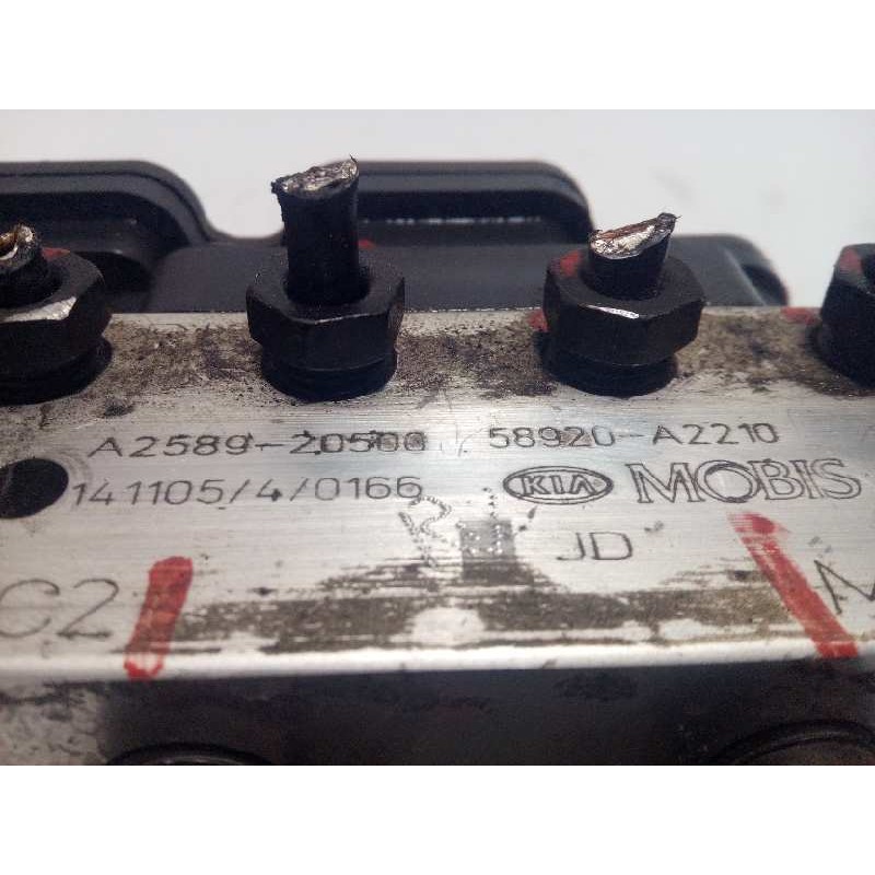 Recambio de abs para kia cee´d drive referencia OEM IAM 58920A2210 6158945200 A258920500