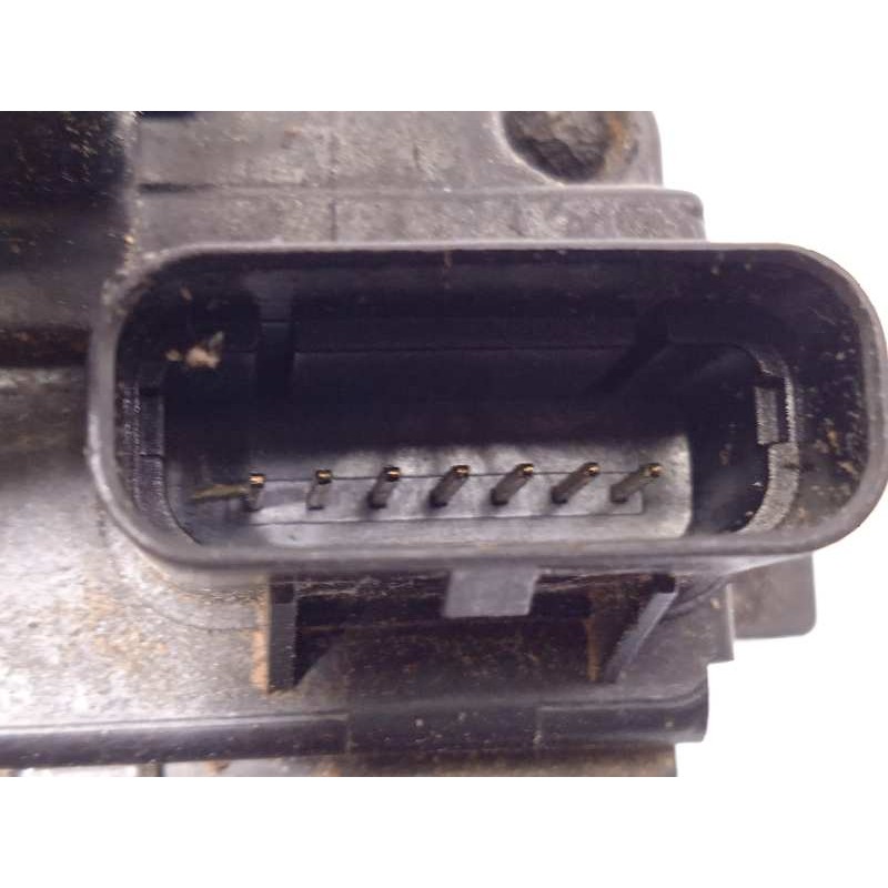 Recambio de cerradura puerta trasera derecha para kia cee´d sporty wagon active referencia OEM IAM 814201H000  