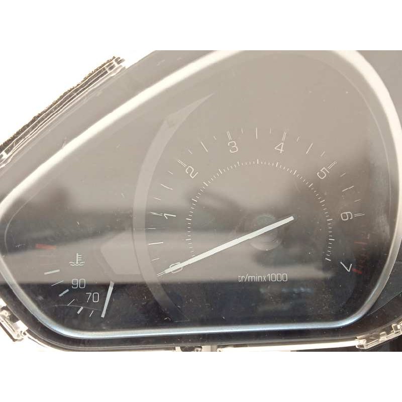 Recambio de cuadro instrumentos para peugeot 208 1.2 16v vti referencia OEM IAM 9821126480  