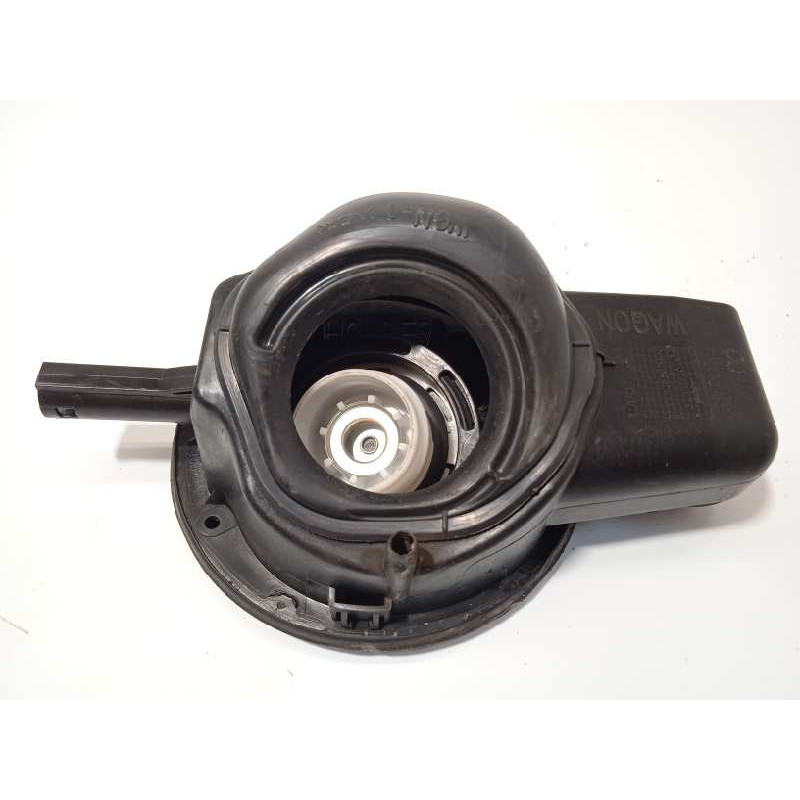 Recambio de tapa exterior combustible para kia cee´d sporty wagon active referencia OEM IAM 695131H500  