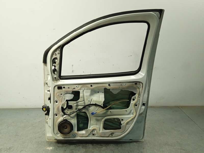 Recambio de puerta delantera derecha para fiat fiorino 1.3 16v jtd cat referencia OEM IAM 1396510080  