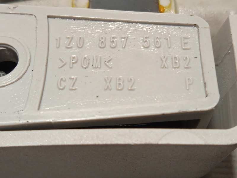 Recambio de parasol derecho para skoda octavia combi (1z5) scout 4x4 referencia OEM IAM 1Z0857561E  